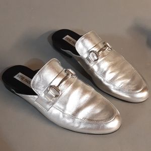 Steve Madden Metallic Silver Kandi mules